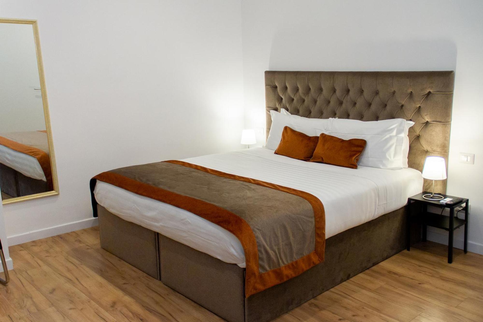 Home At Rome St. Peter Rooms&Apartment Buitenkant foto