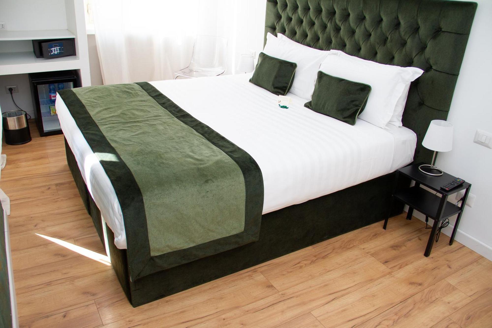 Home At Rome St. Peter Rooms&Apartment Buitenkant foto