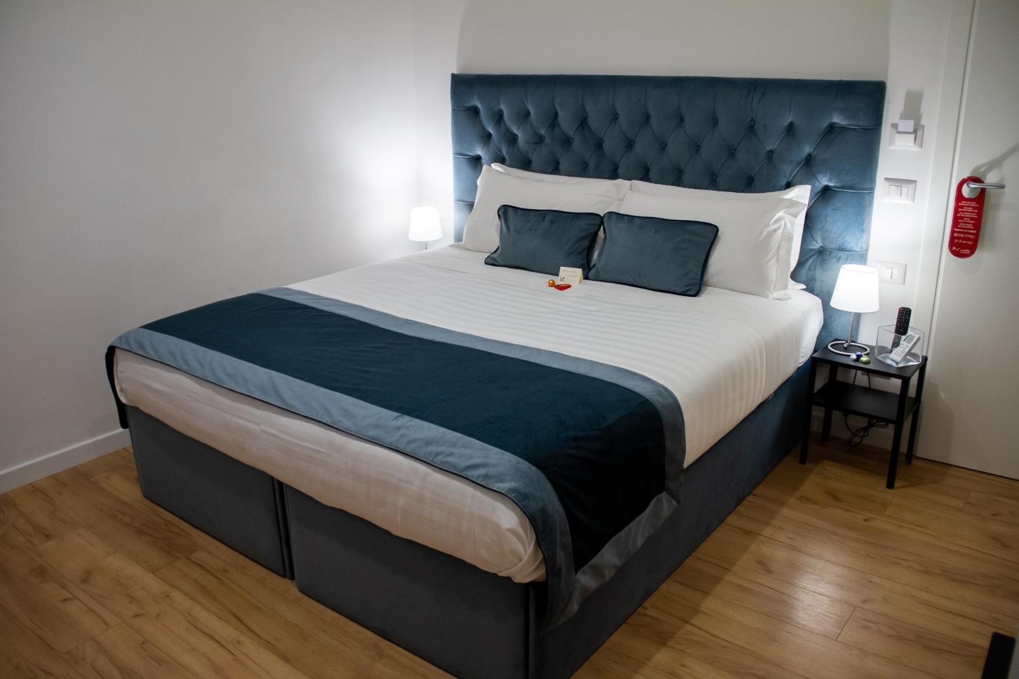 Home At Rome St. Peter Rooms&Apartment Buitenkant foto