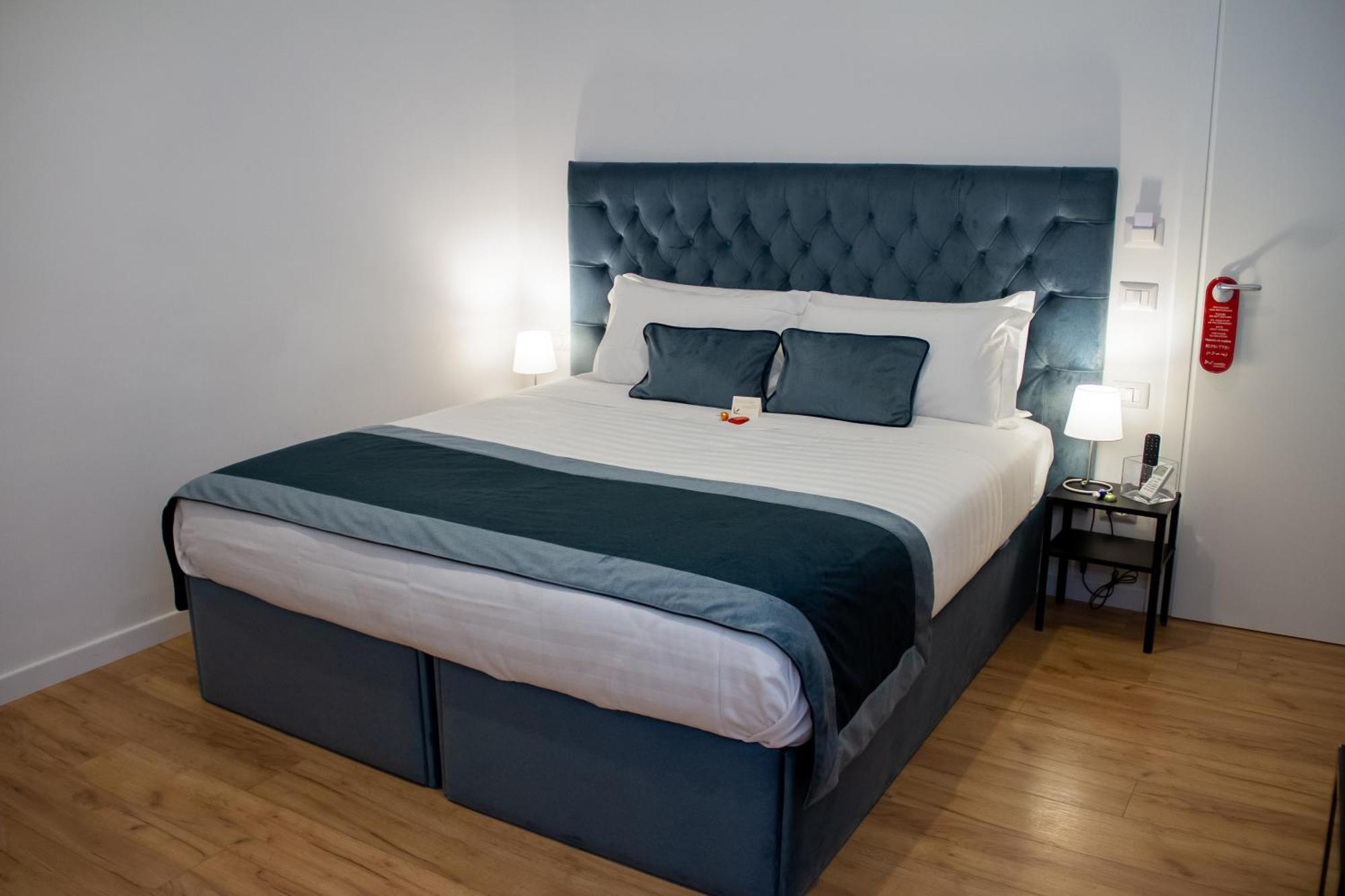 Home At Rome St. Peter Rooms&Apartment Buitenkant foto