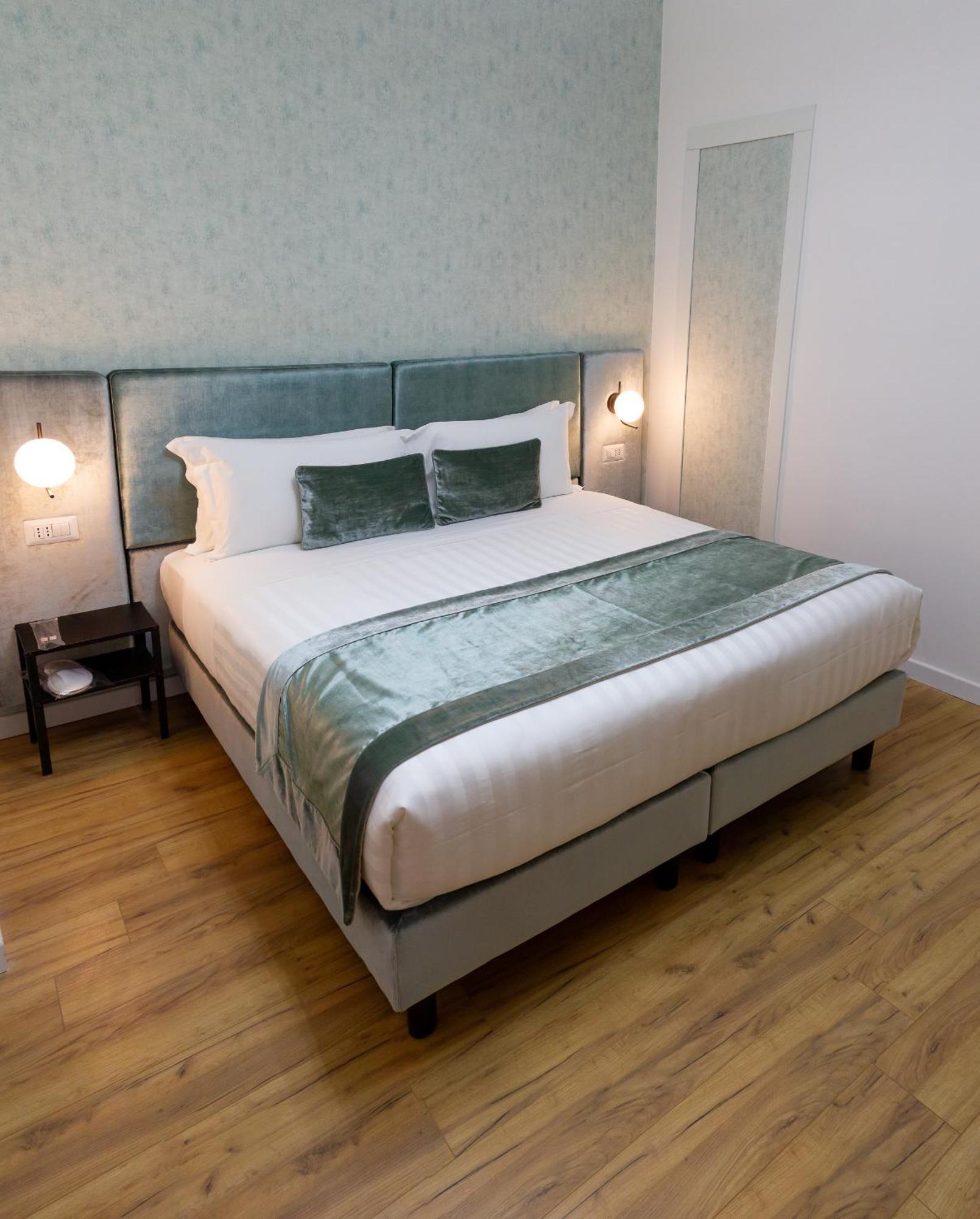 Home At Rome St. Peter Rooms&Apartment Buitenkant foto